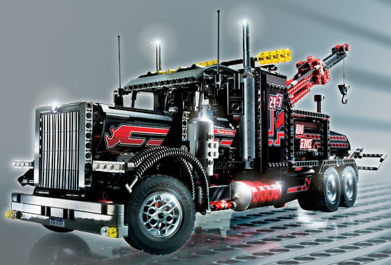 8285 lego03 technic tow truck