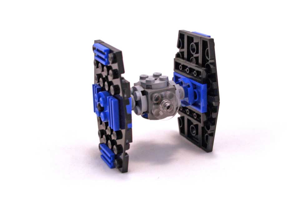 8028 LEGO® STAR WARS® TIE Fighter