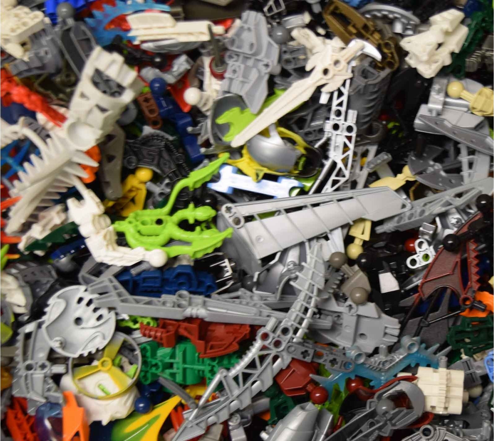 2kg Lots of Pre-Owned LEGO Bionicle (PRE-OWNED)