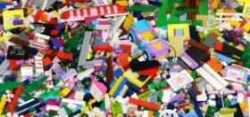 2kg Lots of Pre-Owned FRIENDS LEGO®
