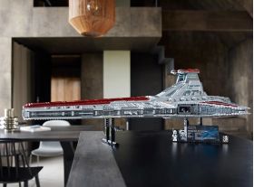 75367 LEGO® STAR WARS® Venator-Class Republic Attack Cruiser™