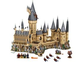 71043 LEGO® Harry Potter™ Hogwarts™ Castle